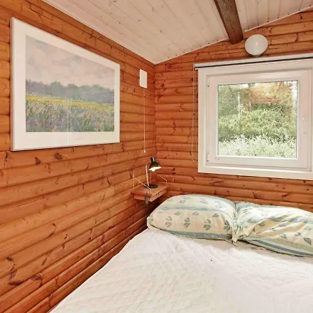 Three-bedroom In Blavand 77 Semesterbostad