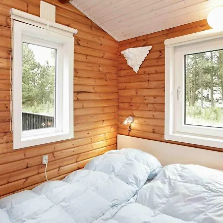 Three-bedroom Holiday In Blavand 77 Holiday home